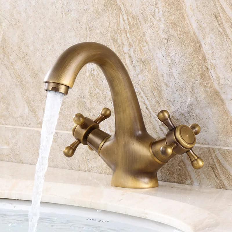 Kraan badkamer wastafel retro dubbele handvatten - Brons - Messing hf861f515bd03470eaff33fcea0108f29z 836387b6 f782 4394 94d1 0415cc06bed0